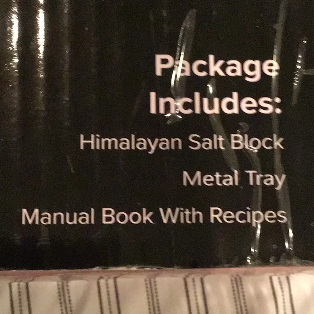 NWT UMAID Himalayan Salt Block Cooking Plate with Metal Tray